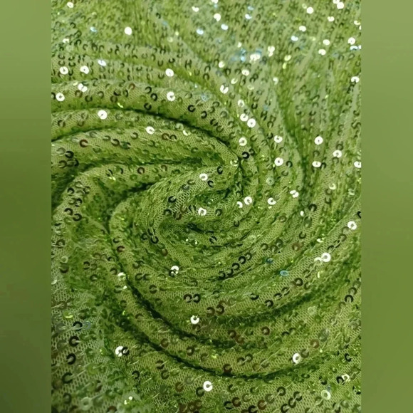 Anne Klein NWT Sleeveless Sequined Bright Green  Tank Size Medium - Picture 7 of 9